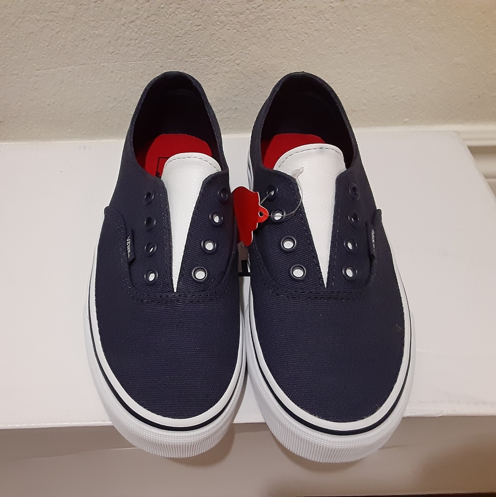 Vans - Picture 3 of 4